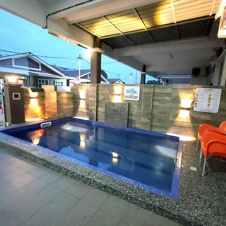 D'Q Putra Homestay Melaka Exteriör bild