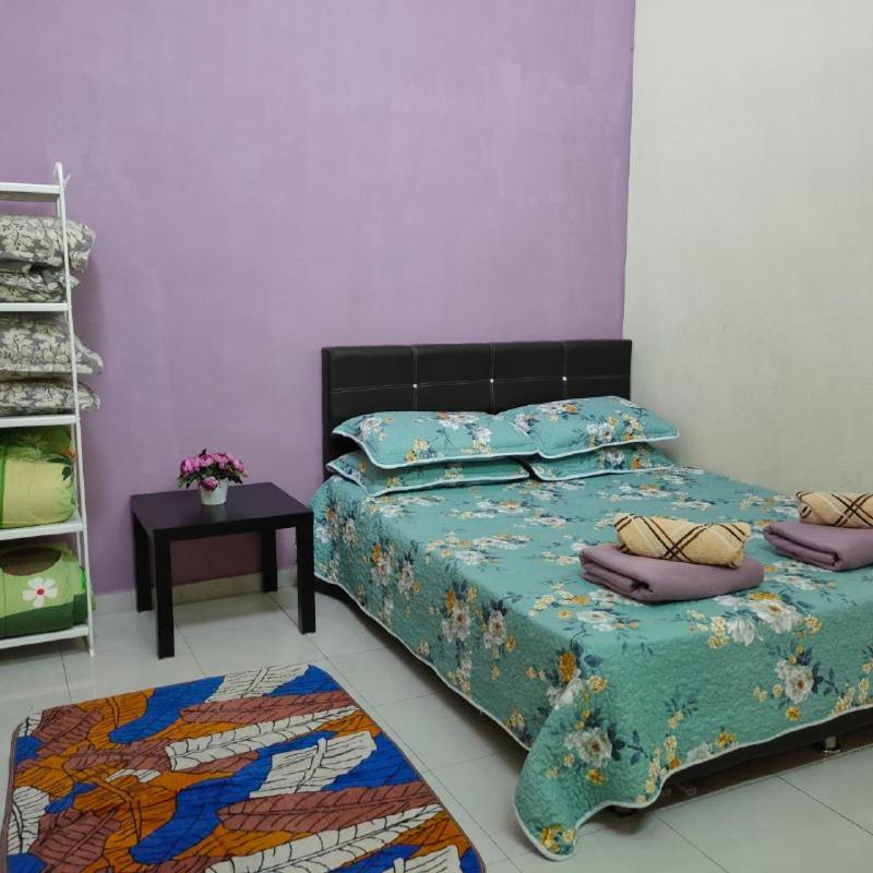 D'Q Putra Homestay Melaka Exteriör bild